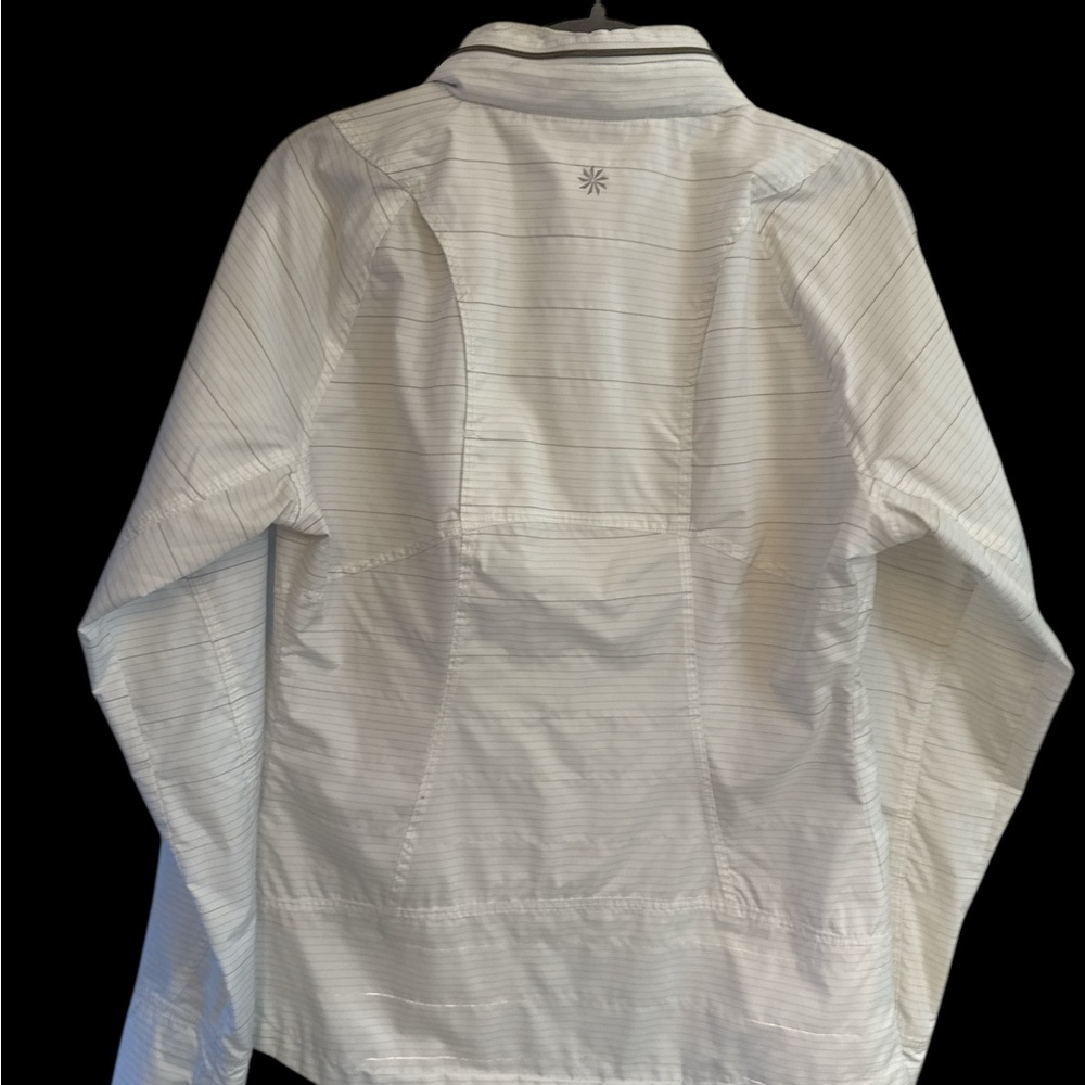 Athleta Ladies’ White Mesh Rain Jacket EUC - Picture 4 of 11